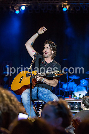 Jake Owen Concert-1