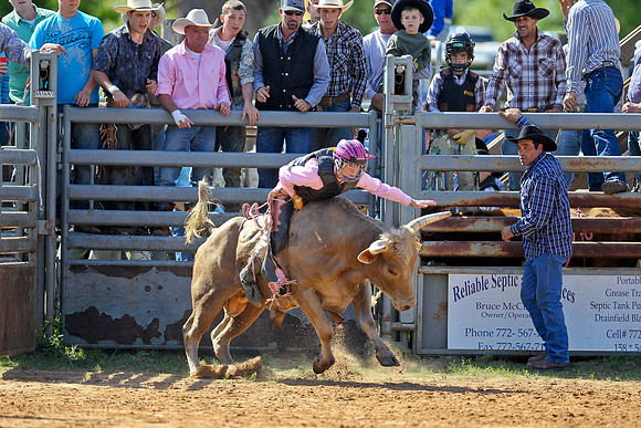 Bull Riding-12