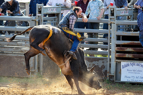Bull Riding-254