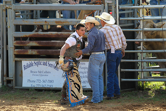 Bull Riding-229