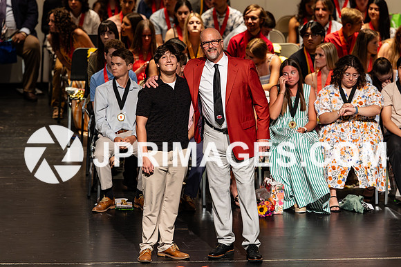 2R1_6825